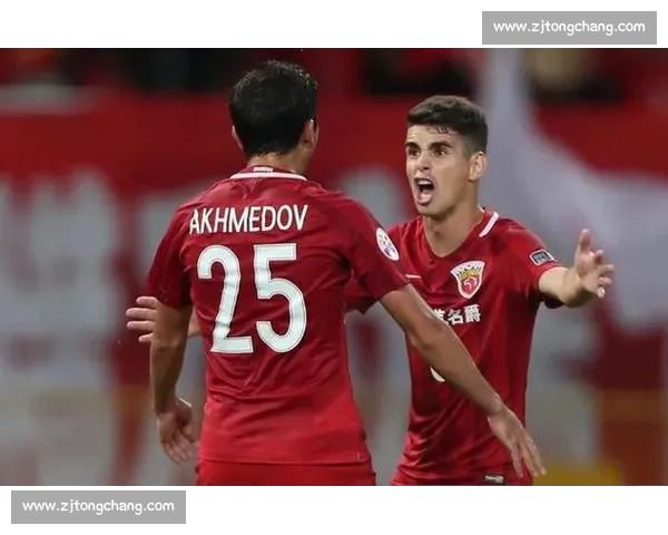 淮安南京德比现争议铲球！激烈对抗下险酿乌龙