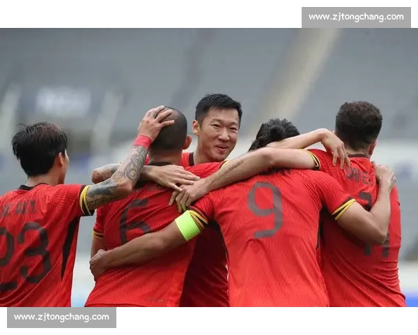 国足东亚杯开启换血新征程!4231 战术革新 + 00 后挑大梁,保级底线暗藏战术试验 国足东亚杯开启换血新征程!4231 战术革新 + 00 后挑大梁,保级底线暗藏战术试验